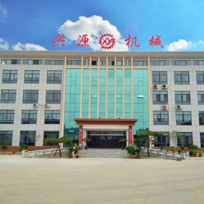 以科技創(chuàng)新為引領(lǐng)、先進(jìn)制造業(yè)為骨干